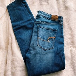 american eagle super high rise jegging!!